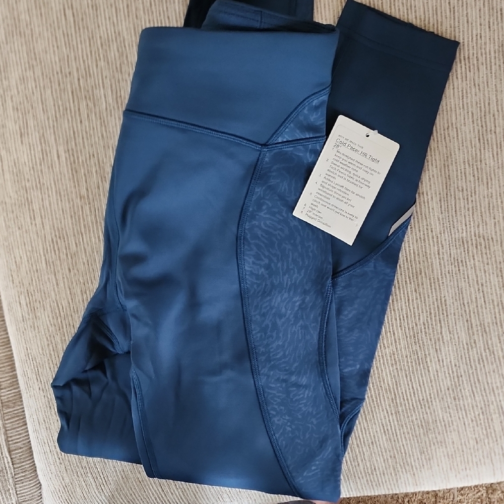LULEMON Cold PACER Tight 28"  Size 8 NWT